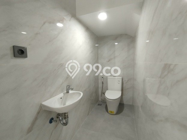 Hunian Mewah LB 363m2 Siap Pakai Desain Elegan di Bintaro, Tangerang Selatan Hunian Mewah LB 363m2 Siap Pakai Desain Elegan di Bintaro, Tangerang Selatan