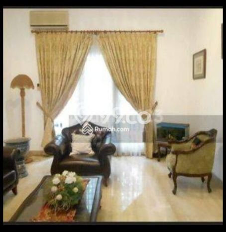 Siap Huni Hunian Elit 4 Kamar di Cilandak Dekat ke Mana Pun Siap Huni Hunian Elit 4 Kamar di Cilandak Dekat ke Mana Pun