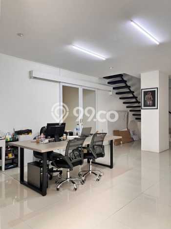 Dijual Rumah Mewah Elegan Dengan View Cantik di Bintaro, Tangerang Selatan Dijual Rumah Mewah Elegan Dengan View Cantik di Bintaro, Tangerang Selatan