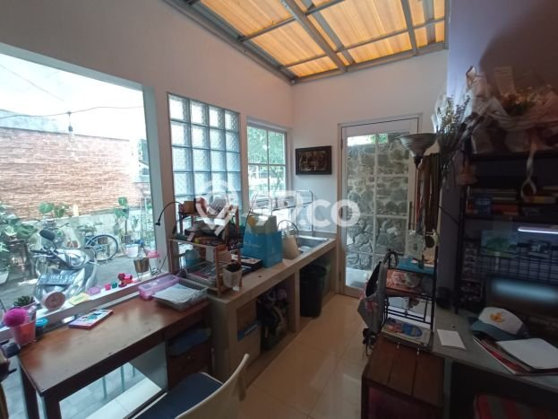 Dijual Rumah Eksklusif 4 KT di Cirendeu, Jakarta Selatan Dijual Rumah Eksklusif 4 KT di Cirendeu, Jakarta Selatan