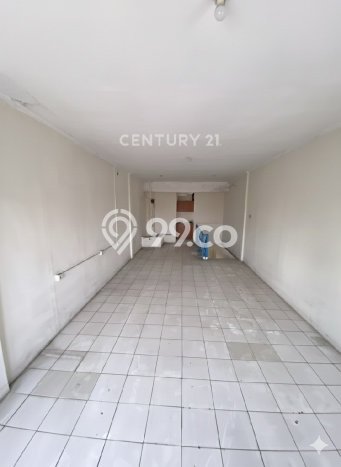 Ruko Komersial Dijual di Karawaci Tangerang LT 48m2 & LB 160m2 Ruko Komersial Dijual di Karawaci Tangerang LT 48m2 & LB 160m2