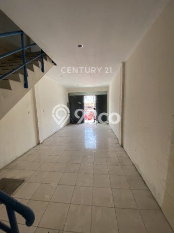 Ruko Komersial Dijual di Karawaci Tangerang LT 48m2 & LB 160m2 Ruko Komersial Dijual di Karawaci Tangerang LT 48m2 & LB 160m2