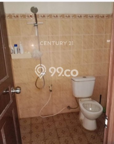 Dijual Rumah 3 Kamar Lokasi Strategis Bagus dan Strategis di Karawaci Dijual Rumah 3 Kamar Lokasi Strategis Bagus dan Strategis di Karawaci