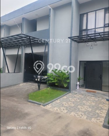 Rumah Strategis Modern Lb 160m2 di Kramat Jati, Jakarta Timur Rumah Strategis Modern Lb 160m2 di Kramat Jati, Jakarta Timur