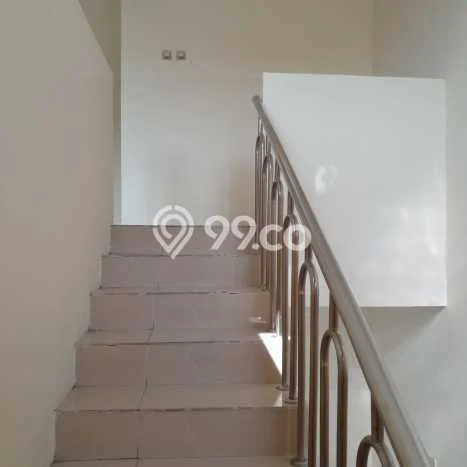 Lokasi Strategis! Dijual Gudang Bisnis di Bojongsoang, Bandung Kondisi Bagus Lokasi Strategis! Dijual Gudang Bisnis di Bojongsoang, Bandung Kondisi Bagus