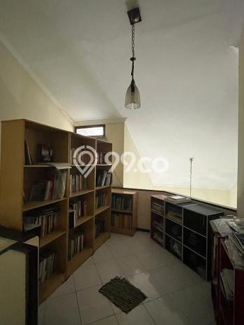 Rumah Luxury Modern Tanpa Renovasi di Pondok Indah Jakarta Selatan Rumah Luxury Modern Tanpa Renovasi di Pondok Indah Jakarta Selatan