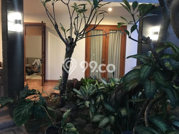 Rumah Luxury Modern Siap Huni di Bintaro Jakarta Selatan Rumah Luxury Modern Siap Huni di Bintaro Jakarta Selatan