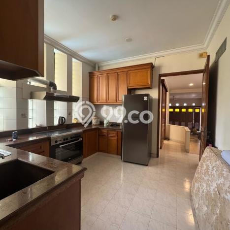 Hunian Mewah LB 550m2 Siap Pakai Desain Elegan di Pondok Indah, Jakarta Selatan Hunian Mewah LB 550m2 Siap Pakai Desain Elegan di Pondok Indah, Jakarta Selatan