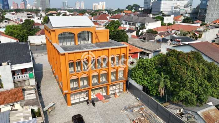 Ruko Dijual di Jakarta Selatan LT 1890m2 & LB 200m2 Lokasi Terbaik! Ruko Dijual di Jakarta Selatan LT 1890m2 & LB 200m2 Lokasi Terbaik!