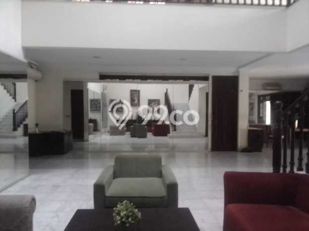 Rumah Mewah LB 600m2 Siap Pakai Desain Elegan di Pondok Indah, Jakarta Selatan Rumah Mewah LB 600m2 Siap Pakai Desain Elegan di Pondok Indah, Jakarta Selatan