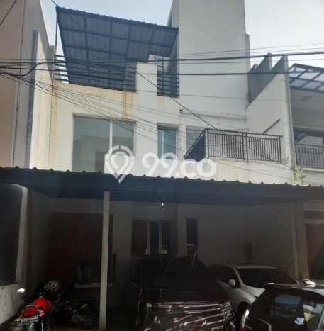 Rumah Strategis area Cilandak, Dekat Cilandak, Jakarta Selatan, Jakarta Selatan - 2 KT Rumah Strategis area Cilandak, Dekat Cilandak, Jakarta Selatan, Jakarta Selatan - 2 KT
