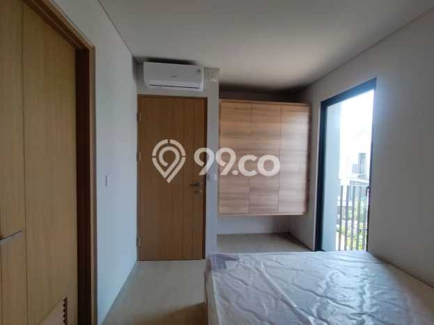 Disewakan! Rumah 3 Kamar Tidur &
3 Kamar Mandi di BSD City, Tangerang Disewakan! Rumah 3 Kamar Tidur &
3 Kamar Mandi di BSD City, Tangerang