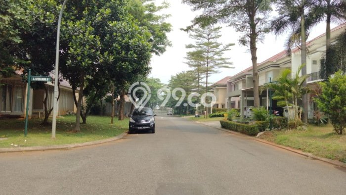 Rumah Mewah LB 309m2 Siap Pakai Desain Elegan di Alam Sutera, Tangerang Rumah Mewah LB 309m2 Siap Pakai Desain Elegan di Alam Sutera, Tangerang