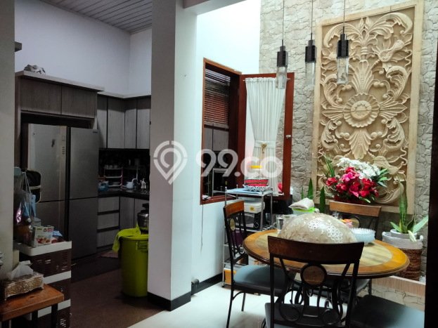 Rumah Modern Minimalis 5 Kamar Bisa Langsung Pindah di Cipondoh Rumah Modern Minimalis 5 Kamar Bisa Langsung Pindah di Cipondoh