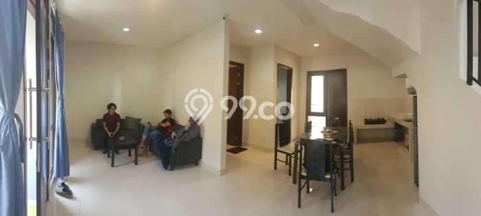 Rumah Elit Modern Tanpa Renovasi di BSD City Tangerang Rumah Elit Modern Tanpa Renovasi di BSD City Tangerang