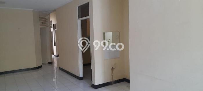 Dijual Rumah 3 Kamar Lokasi Strategis Nyaman dan Strategis di Cipondoh Dijual Rumah 3 Kamar Lokasi Strategis Nyaman dan Strategis di Cipondoh