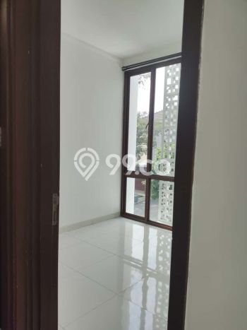 Rumah Elit Modern Siap Huni di Bintaro Tangerang Selatan Rumah Elit Modern Siap Huni di Bintaro Tangerang Selatan