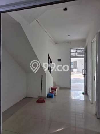 Rumah Minimalis 3 Kamar LT 84m2 di Graha Raya Rumah Minimalis 3 Kamar LT 84m2 di Graha Raya