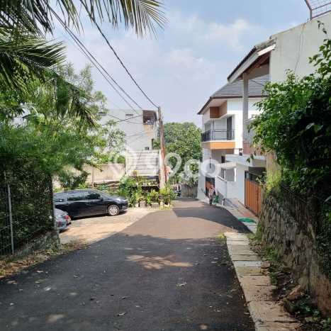 Hunian Mewah Siap Huni LT 1790m2 di Ciputat, Tangerang Selatan Hunian Mewah Siap Huni LT 1790m2 di Ciputat, Tangerang Selatan