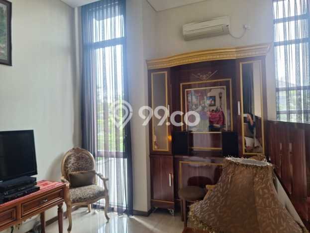 Disewakan! Rumah 4 Kamar Tidur &
3 Kamar Mandi di BSD City, Tangerang Disewakan! Rumah 4 Kamar Tidur &
3 Kamar Mandi di BSD City, Tangerang