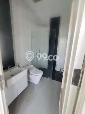 Rumah Mewah LB 230m2 Siap Pakai Desain Elegan di BSD Residence One, Tangerang Rumah Mewah LB 230m2 Siap Pakai Desain Elegan di BSD Residence One, Tangerang