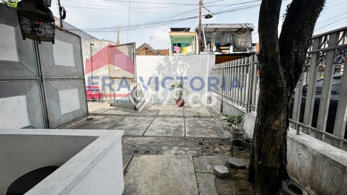 DIJUAL CEPAT! Rumah Premium area Lowokwaru, Malang, LT 257m2m² LB 220m2m² BISA KPR! DIJUAL CEPAT! Rumah Premium area Lowokwaru, Malang, LT 257m2m² LB 220m2m² BISA KPR!