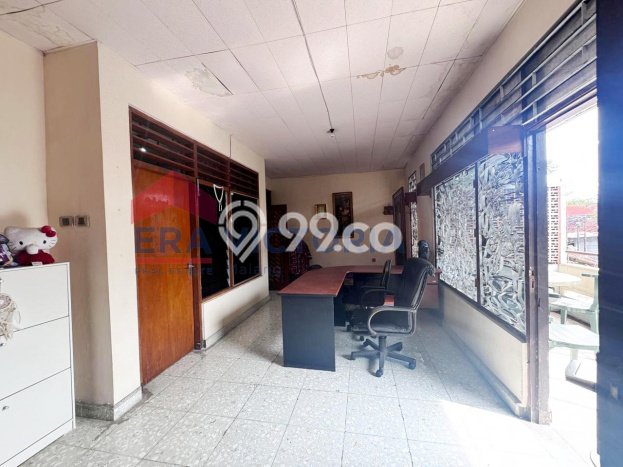 HOT DEAL! Dijual Rumah Premium di Klojen, Malang, Luas Tanah 489m2m² LB 600m2m² HOT DEAL! Dijual Rumah Premium di Klojen, Malang, Luas Tanah 489m2m² LB 600m2m²
