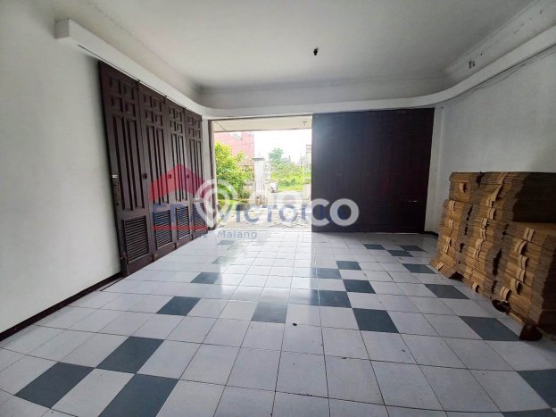 Bisa KPR! Rumah , Malang, LT 975m2m² LB 600m2m² Bisa KPR! Rumah , Malang, LT 975m2m² LB 600m2m²