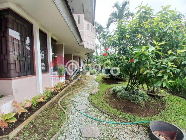 Bisa KPR! Rumah , Malang, LT 975m2m² LB 600m2m² Bisa KPR! Rumah , Malang, LT 975m2m² LB 600m2m²