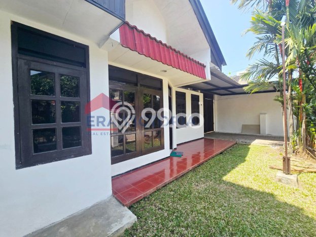 PILIHAN TEPAT! Rumah kawasan , 2 KM, Dekat Mall, LT 176m2m² Bangunan 140m2m² PILIHAN TEPAT! Rumah kawasan , 2 KM, Dekat Mall, LT 176m2m² Bangunan 140m2m²