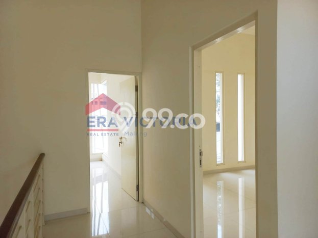 Rumah Luxury Modern Tanpa Renovasi di Tidar Malang Rumah Luxury Modern Tanpa Renovasi di Tidar Malang