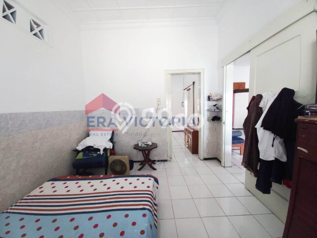 Rumah di Klojen, Dekat Pusat Kota, 1 KM, LT 265m2m² Bangunan 300m2m² Rumah di Klojen, Dekat Pusat Kota, 1 KM, LT 265m2m² Bangunan 300m2m²