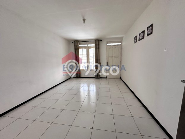 Rumah di Lowokwaru, 3 KM, Pemandangan Indah, Luas 266m2m² LB 170m2m² Rumah di Lowokwaru, 3 KM, Pemandangan Indah, Luas 266m2m² LB 170m2m²