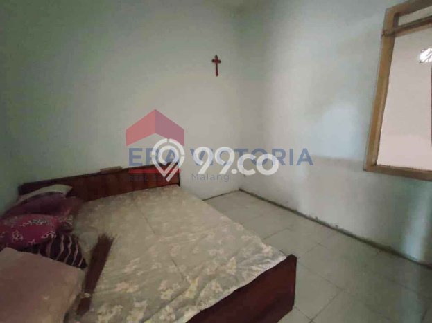 LISTING BARU! Rumah Strategis di Blimbing, Luas 151m2m² LB 70m2m² LISTING BARU! Rumah Strategis di Blimbing, Luas 151m2m² LB 70m2m²