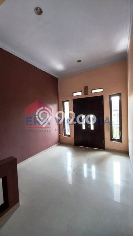 Sewa Rumah Harga Terjangkau di Permata Jingga Malang dengan 3 Kamar Tidur Sewa Rumah Harga Terjangkau di Permata Jingga Malang dengan 3 Kamar Tidur