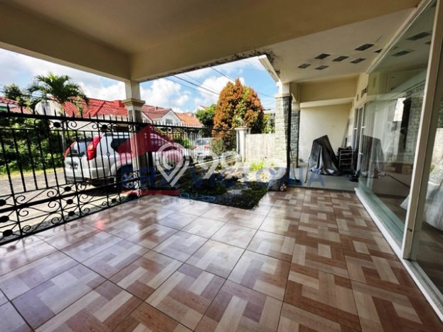 Rumah Modern 3 KT LT 250m2 di Araya Rumah Modern 3 KT LT 250m2 di Araya