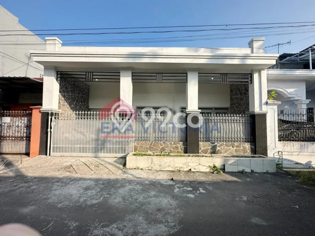 Rumah Kontrakan Malang LT 107m2 LB 90m2 Area Sulfat Rumah Kontrakan Malang LT 107m2 LB 90m2 Area Sulfat
