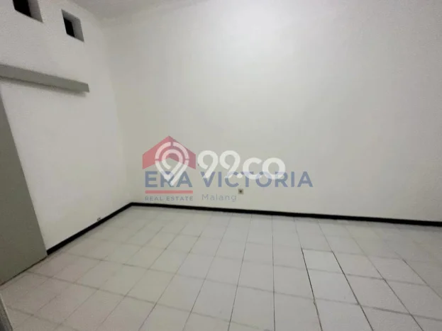 Rumah Kontrakan Malang LT 107m2 LB 90m2 Area Sulfat Rumah Kontrakan Malang LT 107m2 LB 90m2 Area Sulfat