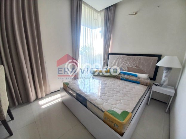 INVESTASI CERDAS! Rumah Exclusive , Malang, LT 200m2m² Luas Bangunan 227m2m² INVESTASI CERDAS! Rumah Exclusive , Malang, LT 200m2m² Luas Bangunan 227m2m²
