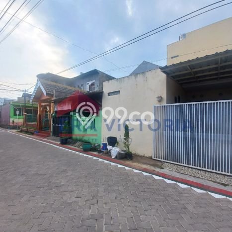 Rumah Modern di Karangploso, Malang, LT 60m2m² LB 60m2m² Rumah Modern di Karangploso, Malang, LT 60m2m² LB 60m2m²