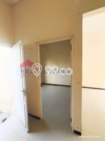 Disewakan! Rumah 2 Kamar Tidur &
1 Kamar Mandi di Batu, Malang Disewakan! Rumah 2 Kamar Tidur &
1 Kamar Mandi di Batu, Malang