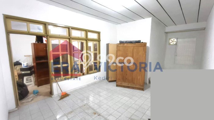 Rumah LT 240m2m² / LB 192m2m² Area Strategis di Gampengrejo, Kediri Rumah LT 240m2m² / LB 192m2m² Area Strategis di Gampengrejo, Kediri