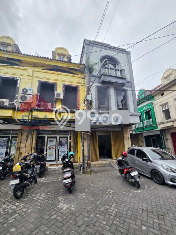 PRIME LOCATION! Ruko di Lowokwaru, Luas 215m2m², Kawasan Berkembang, Ready Pakai PRIME LOCATION! Ruko di Lowokwaru, Luas 215m2m², Kawasan Berkembang, Ready Pakai