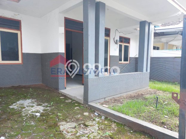 Rumah Berkualitas 3 Kamar Tidur dan 2 Kamar Mandi di Blimbing, Dekat Pusat Kota, Malang Rumah Berkualitas 3 Kamar Tidur dan 2 Kamar Mandi di Blimbing, Dekat Pusat Kota, Malang
