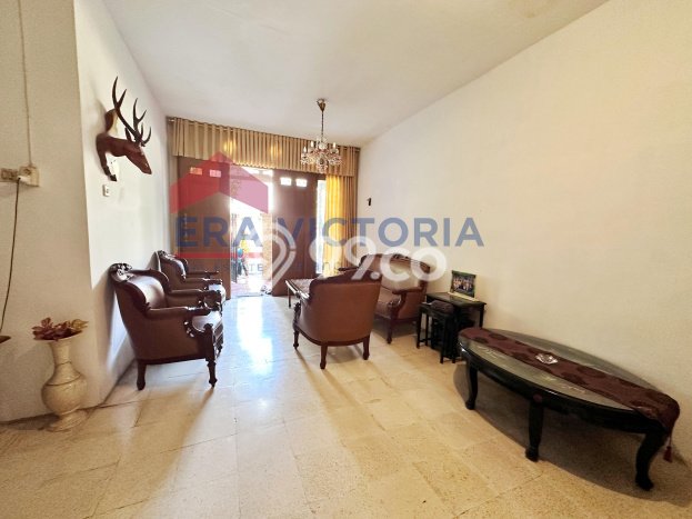 HOT LISTING! Rumah Ready Stock di Blimbing, Malang, Luas 211m2m² Bangunan 180m2m² HOT LISTING! Rumah Ready Stock di Blimbing, Malang, Luas 211m2m² Bangunan 180m2m²