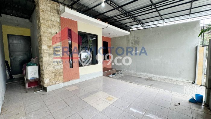 Rumah Luas Asri 2 KT Siap Pakai di Dieng Malang Rumah Luas Asri 2 KT Siap Pakai di Dieng Malang
