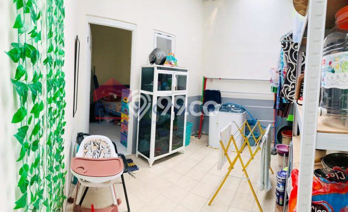 Rumah Area Strategis di Lowokwaru, Malang, Luas 92m2m² Bangunan 110m2m² Rumah Area Strategis di Lowokwaru, Malang, Luas 92m2m² Bangunan 110m2m²