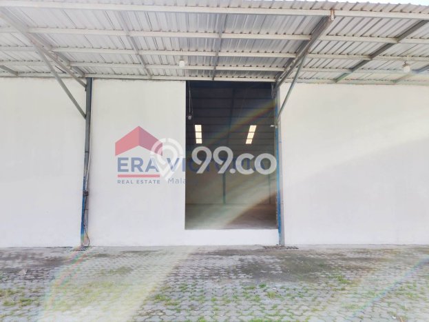 Gudang Kawasan Strategis di Pakis, Luas 720m2m², Sentra Niaga Gudang Kawasan Strategis di Pakis, Luas 720m2m², Sentra Niaga