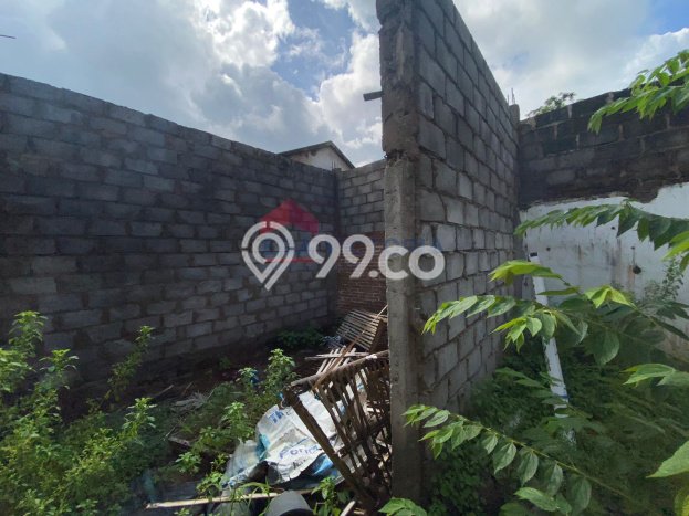 Rumah 4 KT 2 KM LT 245m2m², Luas Bangunan 200m2m² di Bululawang, Malang Rumah 4 KT 2 KM LT 245m2m², Luas Bangunan 200m2m² di Bululawang, Malang