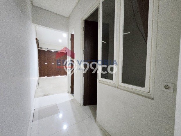Rumah di , Dekat Pusat Kota, 3 KM, Luas 154m2m² LB 160m2m² Rumah di , Dekat Pusat Kota, 3 KM, Luas 154m2m² LB 160m2m²